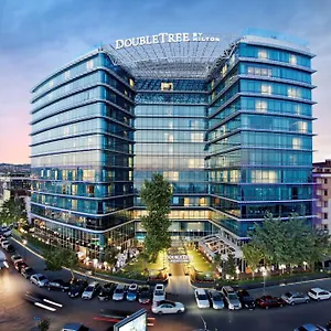 5* מלון Doubletree By Hilton - Moda