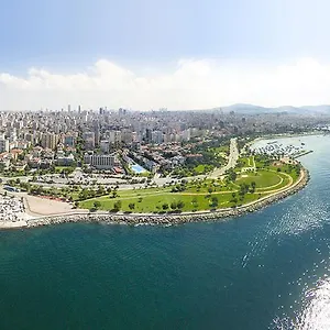 4* מלון Suadiye